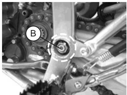 GAS GAS FSE 400 - Un-installing the engine in the chassis - 22