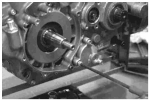 GAS GAS FSE 400 - Dismounting the engine - 16