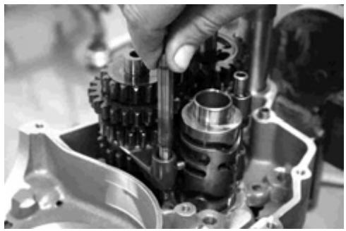 GAS GAS FSE 400 - Dismounting the engine - 77