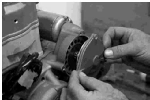 GAS GAS FSE 400 - Dismounting the engine - 2