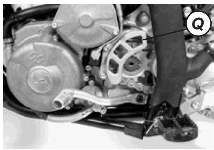 GAS GAS FSE 400 - Un-installing the engine in the chassis - 13