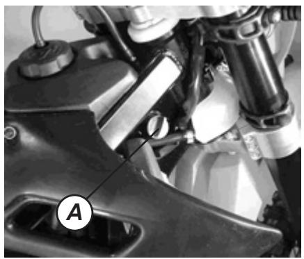 GAS GAS FSE 400 - Un-installing the engine in the chassis - 32