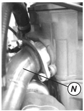 GAS GAS FSE 400 - Un-installing the engine in the chassis - 9