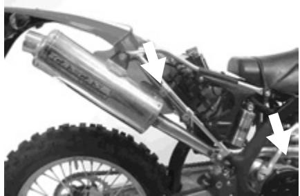 GAS GAS FSE 400 - Un-installing the engine in the chassis - 30