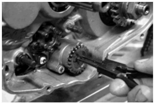 GAS GAS FSE 400 - Dismounting the engine - 63