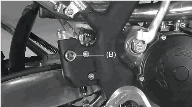 GAS GAS FSE 450 SM - Fluid level inspection - 2