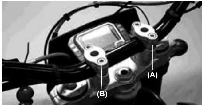 GAS GAS MC - Ajuster la position du guidon - 1