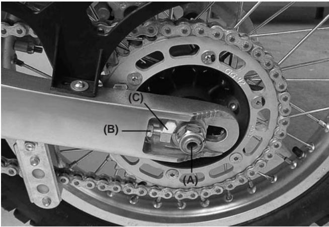 GAS GAS PAMPERA 450 - Tension adjustment - 1