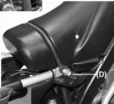 GAS GAS PAMPERA 450 - Removing the spark plug - 4