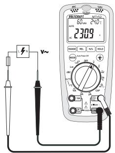 VOLTCRAFT MULTI-DMM MT-52 - Pour mesurer la tension alternative « v CA », procédez comme suit : - 2