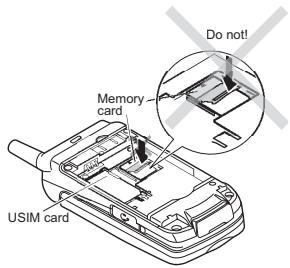 NEC N600I - To insert the TransFlash memory card - 7
