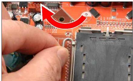 ABIT IL8 - 2-2. Install CPU, Heatsink and Fan Assembly - 1