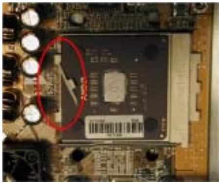 ABIT KG7 - Heatsink Installation Hints - 1