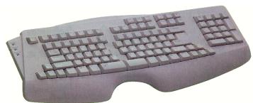 ABIT VH6 - KM1 bas: connecteur clavier ps/2 - 2