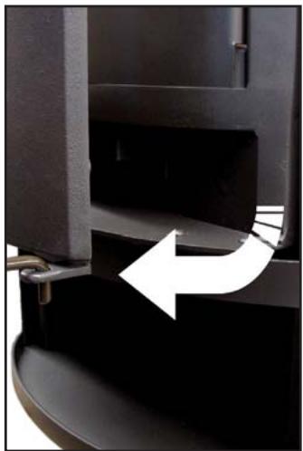 WANDERS SOLEA ELEGANCE - Lighting the stove - 2