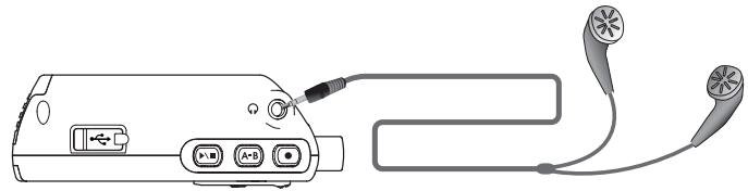IRIVER T10 - Connecting the earphones - 1