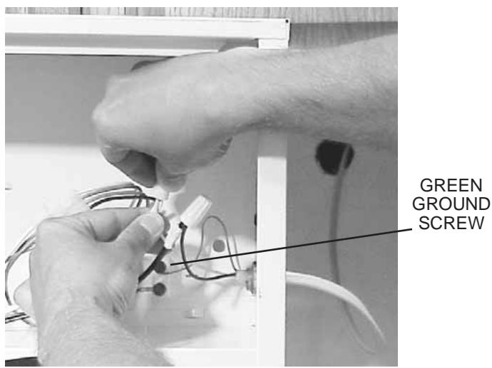 FRIGIDAIRE GL36WC4IEB - PREPARE THE HOOD - 15