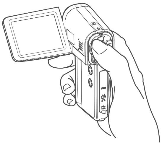 AGFAPHOTO DV-5000Z - Holding the camera - 1