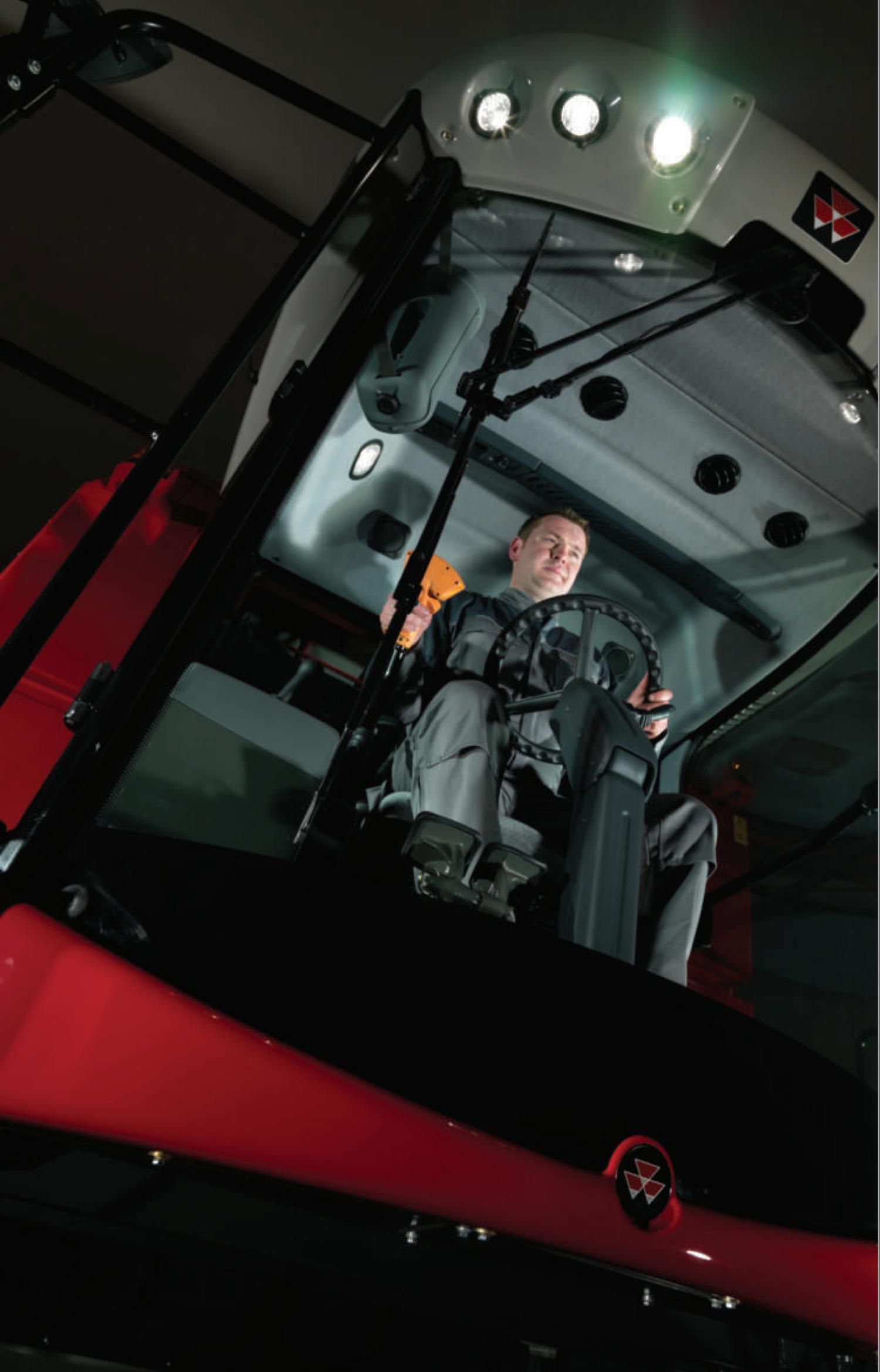 MASSEY FERGUSON 7200 ACTIVA - Maximum comfort for a stress-free harvest - 4