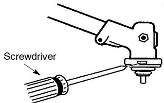 WEED EATER SST25C - REPLACING THE CUTTING HEAD - 1
