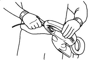 WEED EATER 2400 - ATTACH THE EXTENSION CORD TO YOUR HEDGE TRIMMER - 2