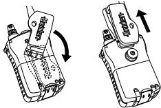 UNIDEN VOYAGER - Attaching the Beltclip - 5