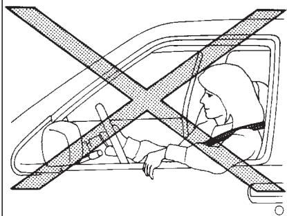 INFINITI I30 - Attention - 1