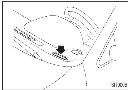 INFINITI I30 - PLAQUE D'identification du vehicule (vin) - 1