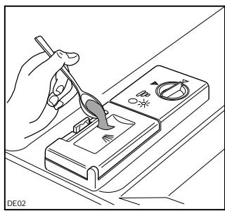 JUNO JSI5461 - After filling the dispenser with detergent, close the lid. - 1
