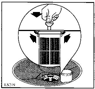 JUNO SSI0360E - Cleaning the Central Filters (After each wash) - 2