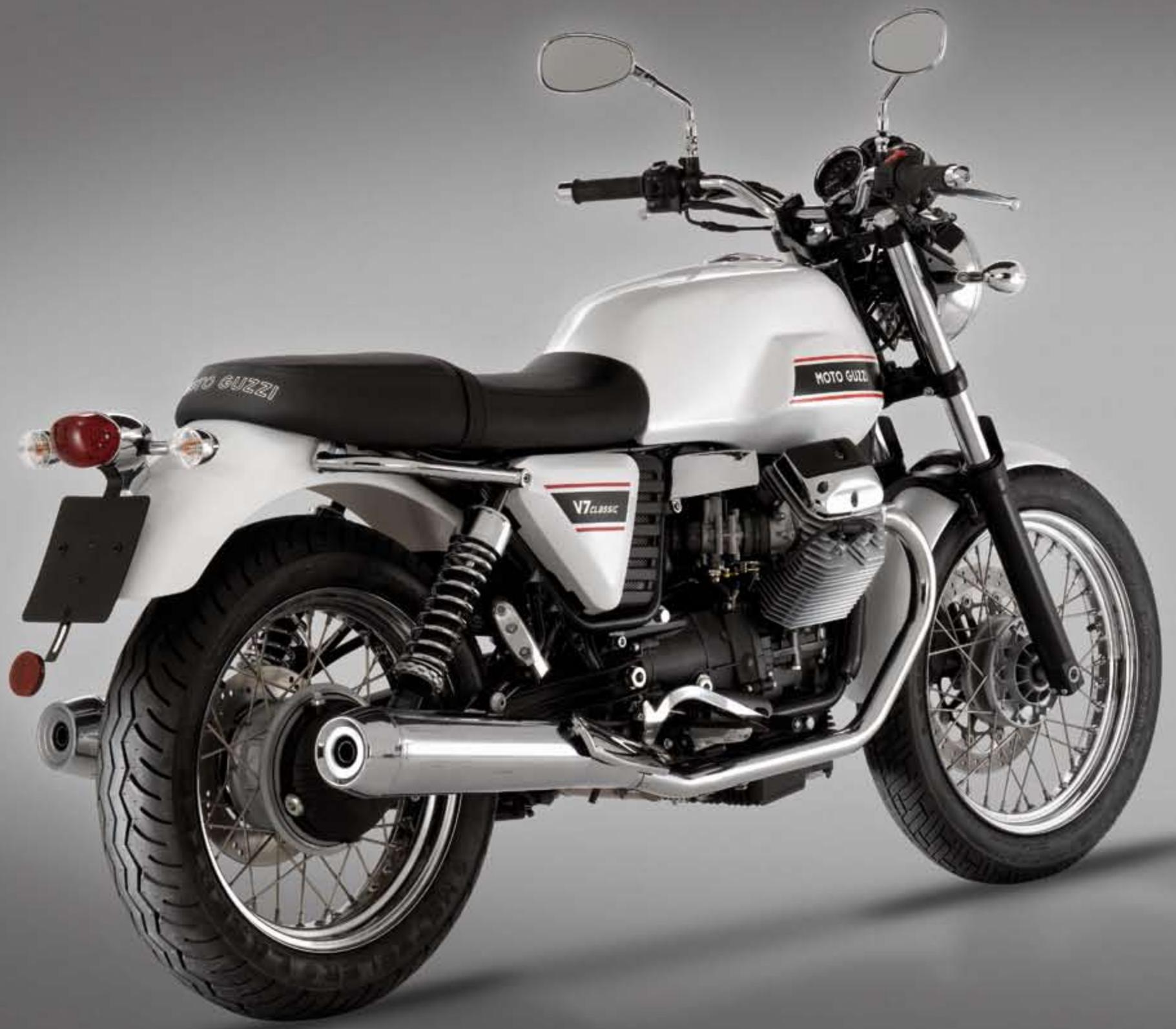 GUZZI V7 CLASSIC - 5