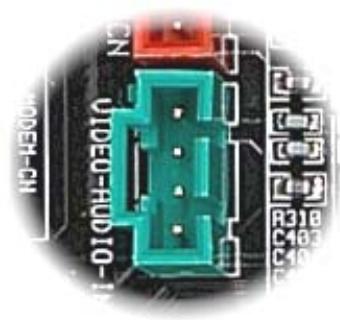 AOPEN AK73A - Connecteur video-audio-in - 1