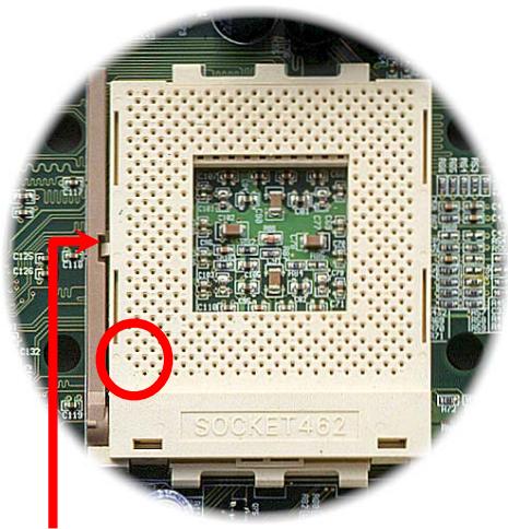 AOPEN AK73A - L'installation de CPU - 1