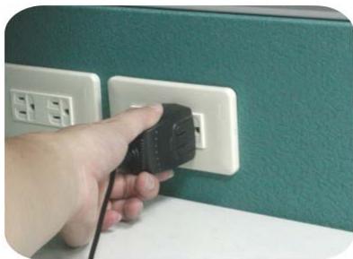 AOPEN ESV189U0307A - Installing Portable USB2.0 Combo drive - 2