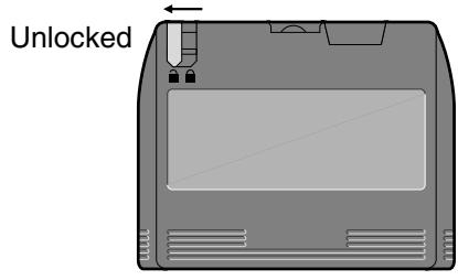QUANTUM STT220000X - Setting the write-protect switch - 1