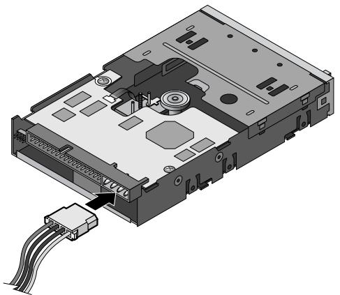 QUANTUM TRAV40 - Connect the power cable - 1