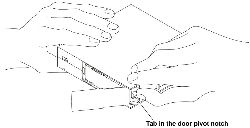 QUANTUM DLT-S4 - Inspecting a Cartridge - 3