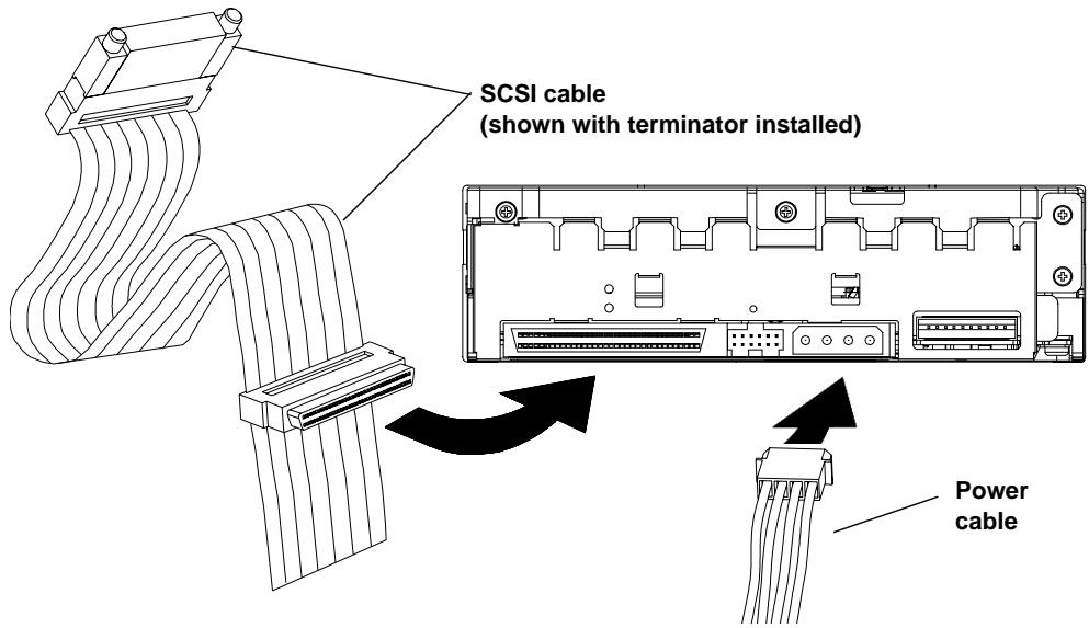 QUANTUM DLT-V4 - Installing the Internal SCSI Tape Drive - 4