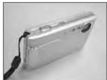 MINOX DC 7411 - Attaching The Wrist Strap - 3