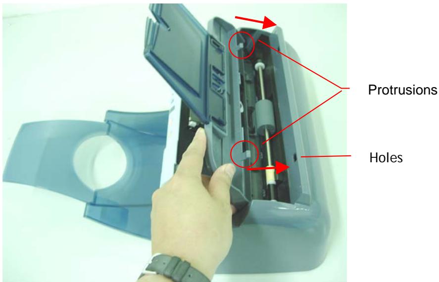 AVISION AV121 - Installing the ADF Paper Tray Unit - 5