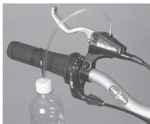 HAYES DISC BRAKES BLEEDKIT-45-14576B - Bleeding the System - 4