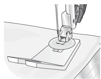 PFAFF PASSPORTÂ™ 2.0 ELECTRONIQUE - Couture de bouton - 3