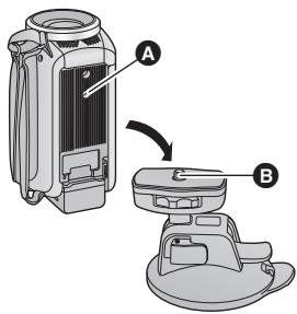 PANASONIC HC-V550 - Lors de l'installation du support à ventouse - 1