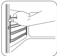 FAURE FCM6565PXA - Retrait des supports de grille - 2
