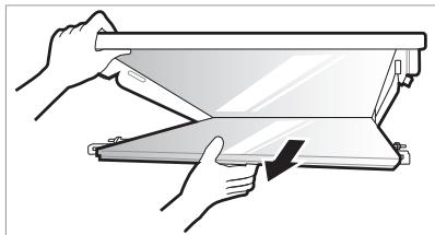 LG GBB567PZCMB - GBB567PZCZB - Retrait du couvercle du bac à légumes - 2
