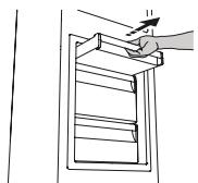 HOTPOINT BCB 7525 E C AA - Procedure de nettoyage de l'accessione antigivre - 1