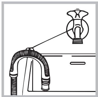 INDESIT EWE71483WEU - Aansluiting van de afvoerbuis - 2