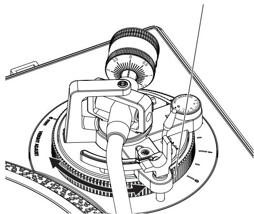 PIONEER DJ PLX-500 - Drücken Sie den Anhebehebel nach unten, setzen Sie die Nadel auf die Schallplatte, und drehen Sie dann am [HEIGHT ADJUST]-Drehrad, um den Tonarm parallel an der Schallplatte auszurichten. - 2