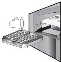 HOTPOINT UHTNF7522HW2 - HOW TO MAKE ICE CUBES - 4