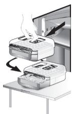 HOTPOINT UHTNF7522HW2 - HOW TO TAKE ICE CUBES - 2